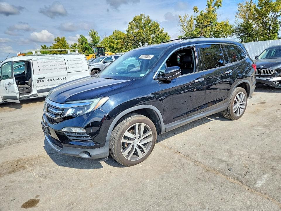 2017 HONDA PILOT TOURING - 1