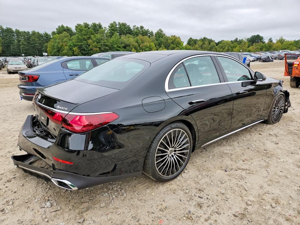 2026 MERCEDES-BENZ E 350 4MATIC 3