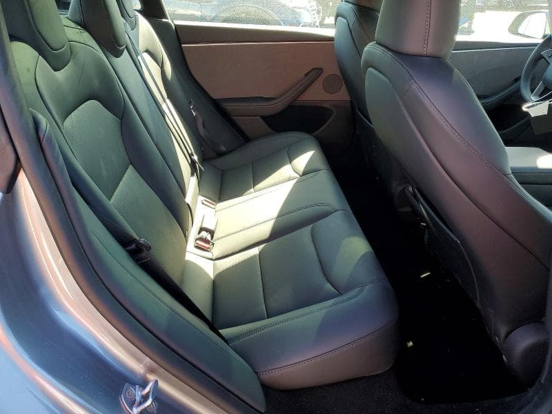 2025 TESLA MODEL 3 10