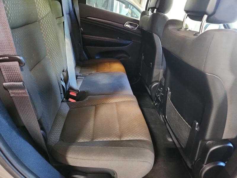 2019 JEEP GRAND CHEROKEE LAREDO 11