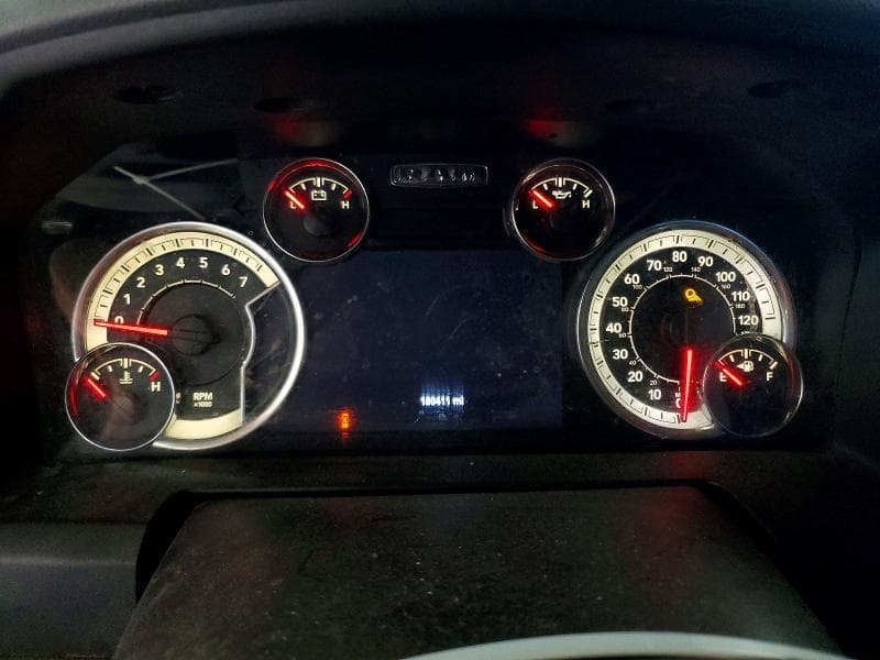 2019 RAM 1500 CLASSIC SLT 9