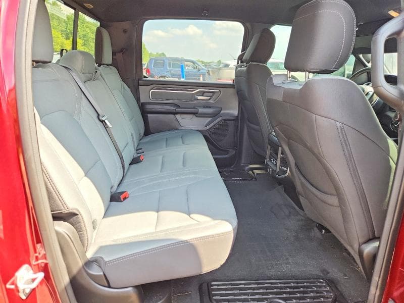 2022 RAM 1500 BIG HORN/L 10