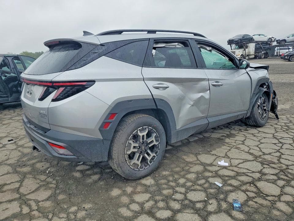 2025 HYUNDAI TUCSON XRT 3