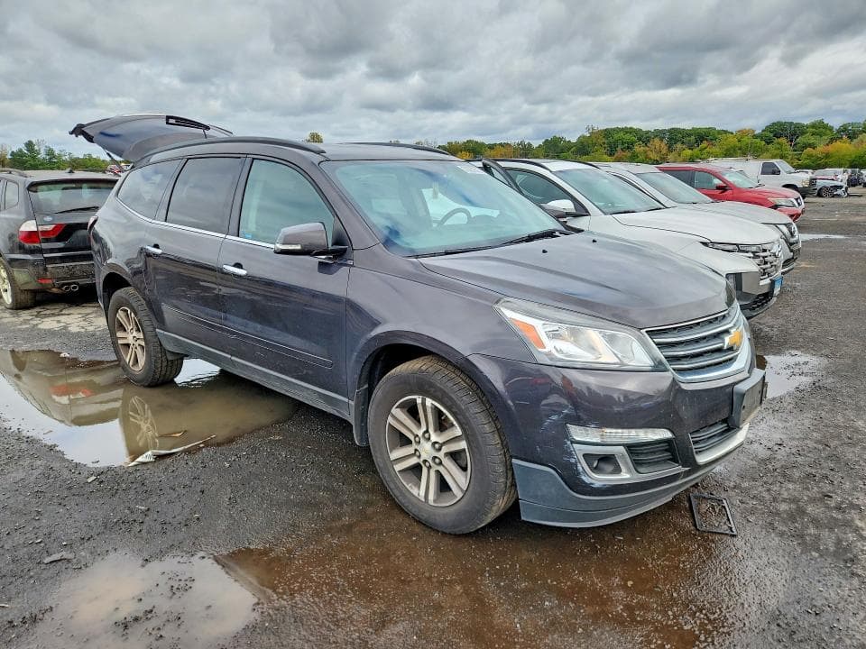 2017 CHEVROLET TRAVERSE LT 4