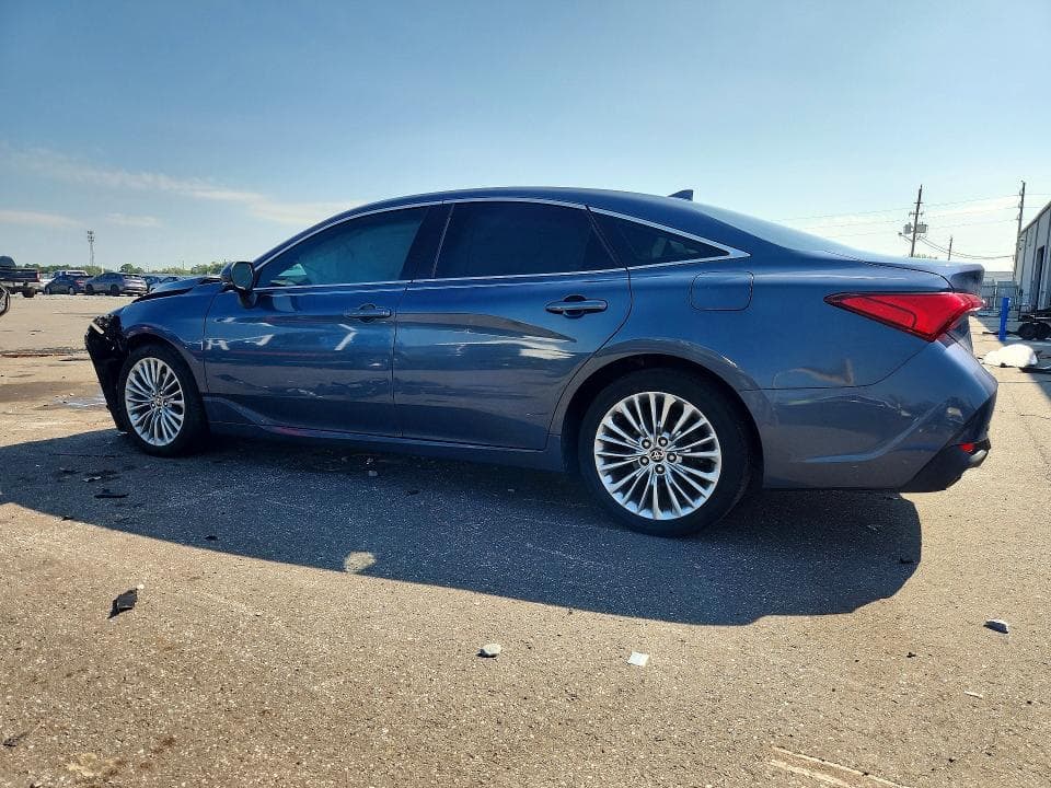 2022 TOYOTA AVALON LIMITED 2