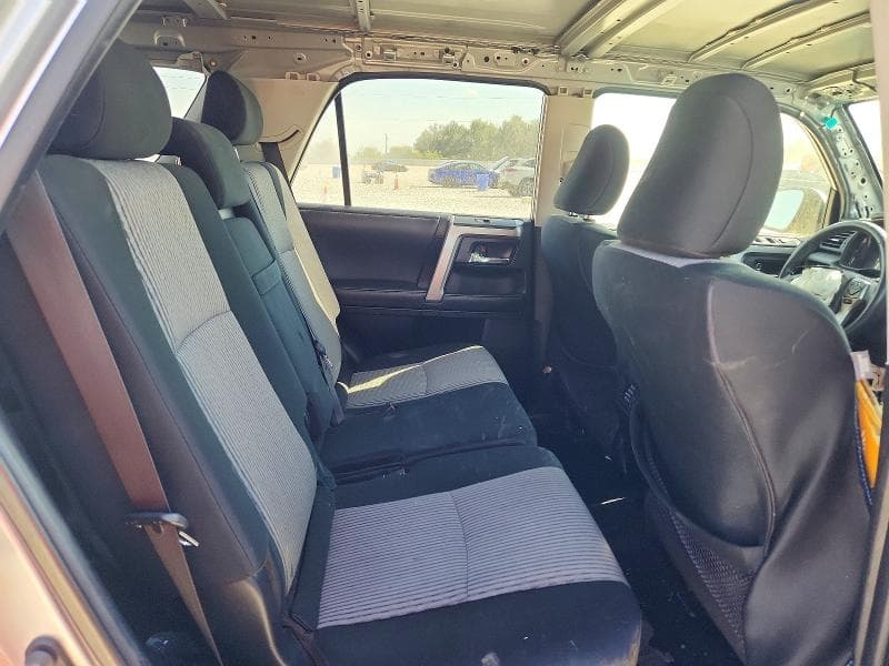 2018 TOYOTA 4RUNNER SR5 10