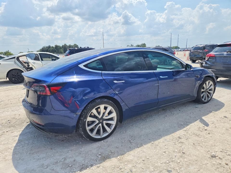 2020 TESLA MODEL 3 3
