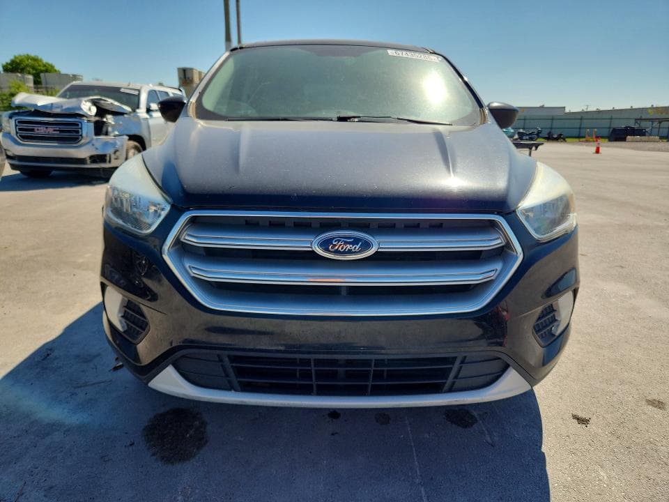 2017 FORD ESCAPE SE 5