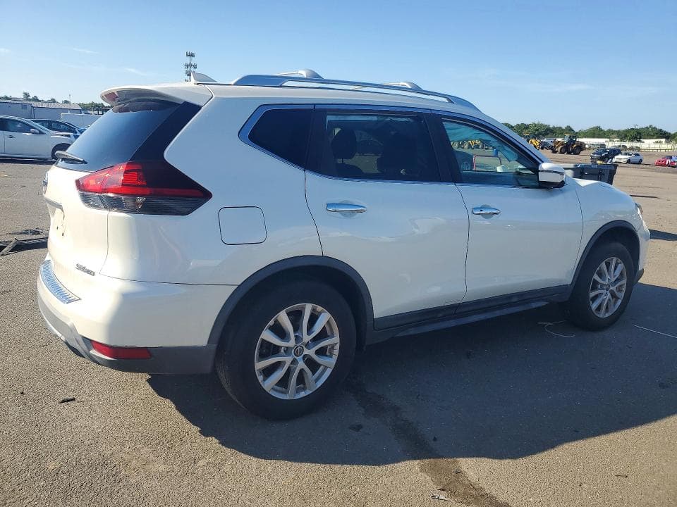 2018 NISSAN ROGUE SV 3