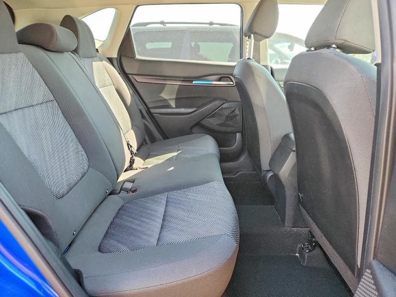 2023 KIA SELTOS LX 11