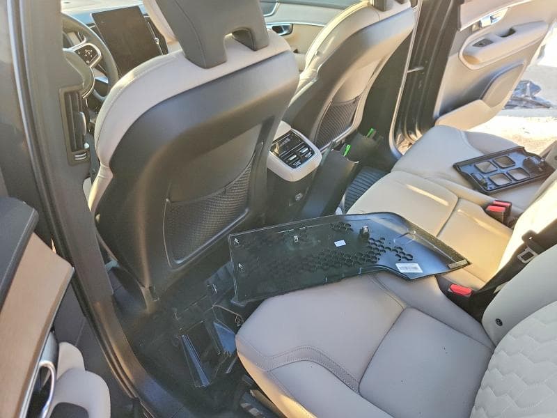 2026 VOLVO XC90 PLUS 12