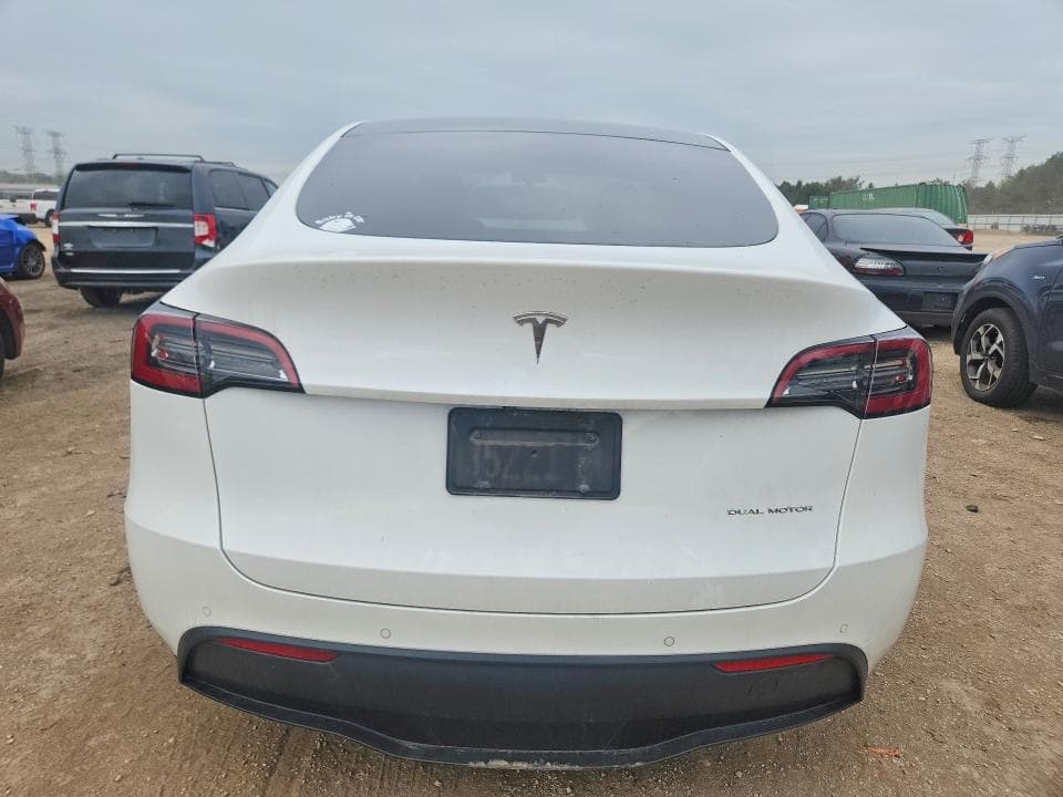 2021 TESLA MODEL Y 6