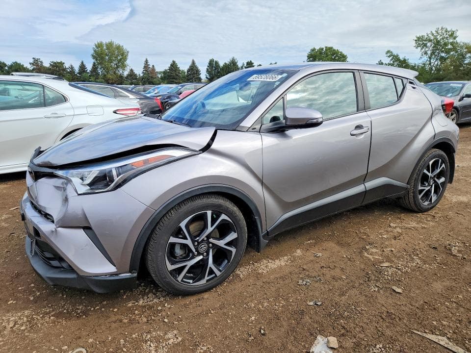 2018 TOYOTA C-HR XLE PREMIUM
