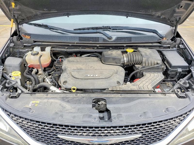 2017 CHRYSLER PACIFICA TOURING L 12