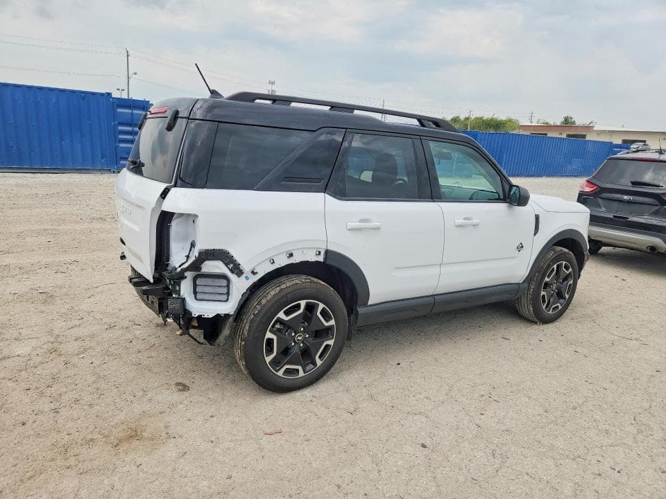 2024 FORD BRONCO SPORT OUTER BANKS 3