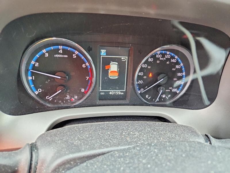 2017 TOYOTA RAV4 LE 9