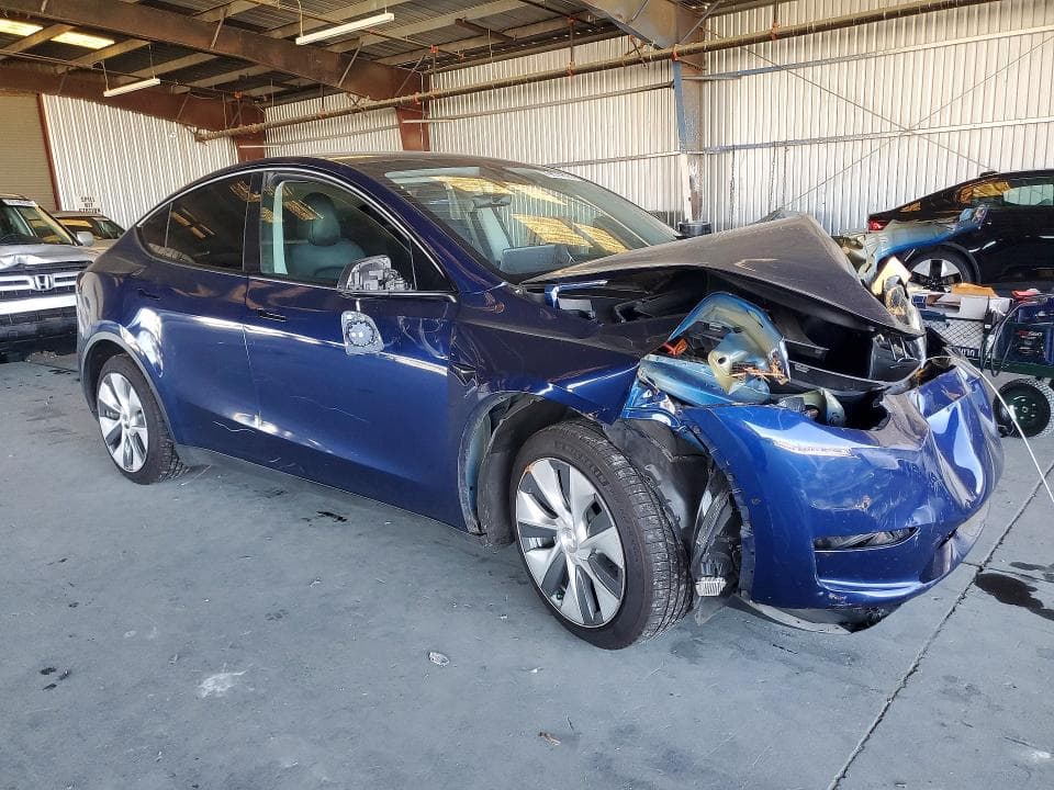 2022 TESLA MODEL Y 4
