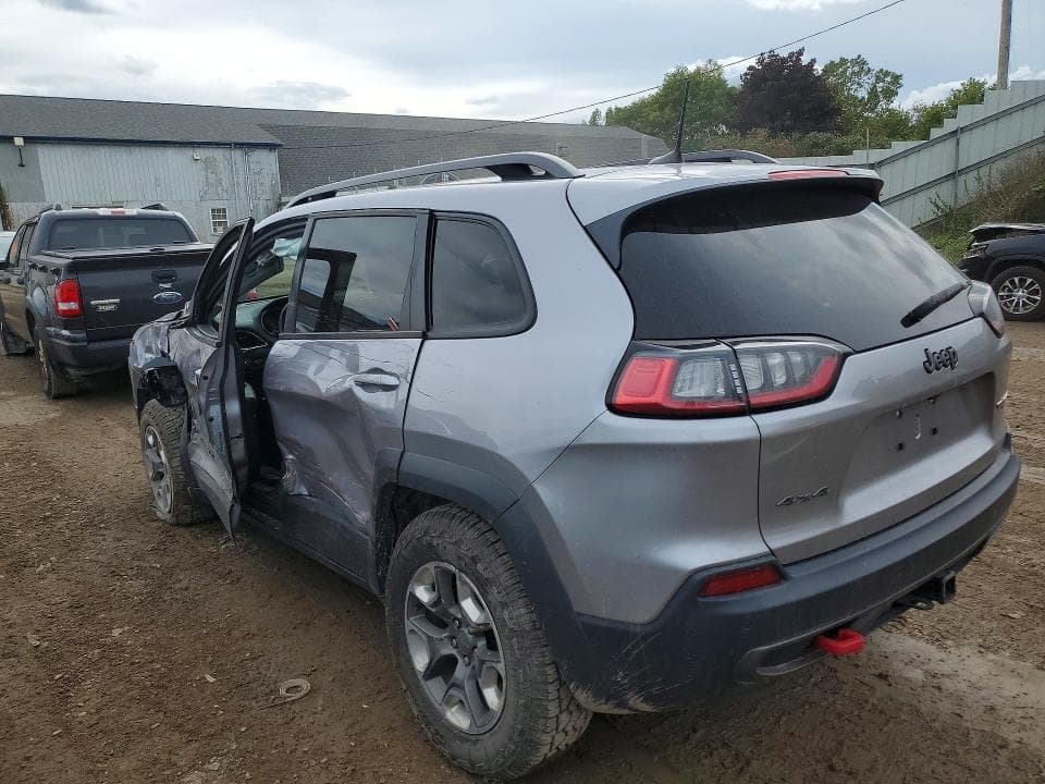 2019 JEEP CHEROKEE TRAILHAWK 2