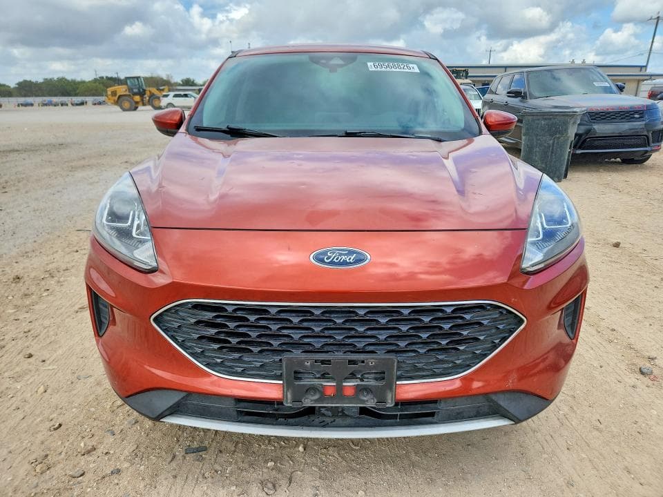 2020 FORD ESCAPE SE 5