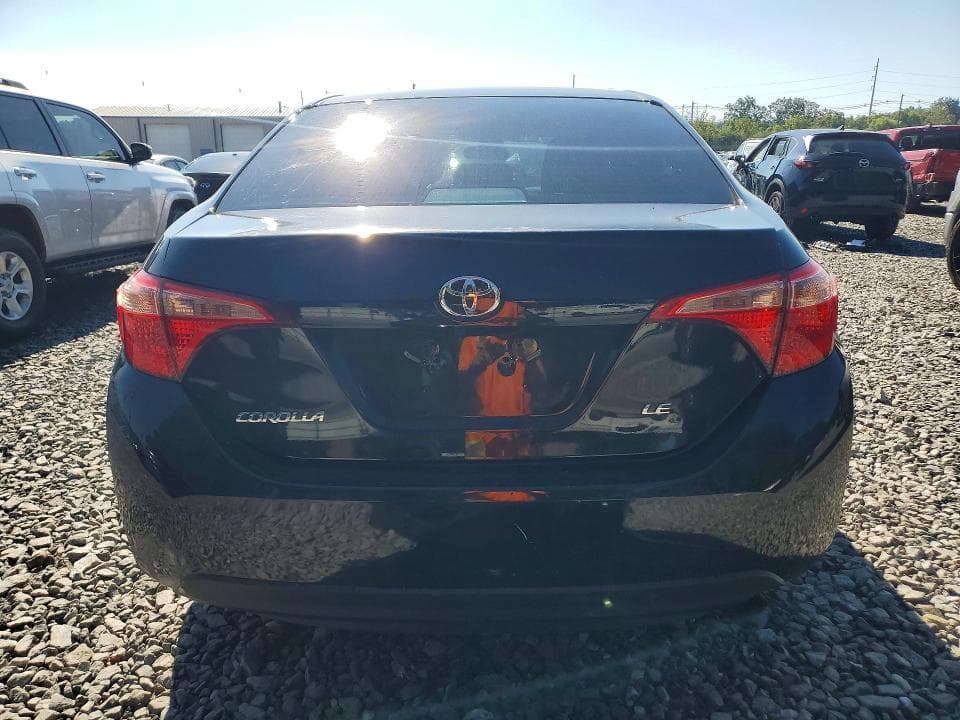 2017 TOYOTA COROLLA LE 6