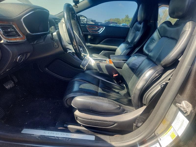 2017 LINCOLN CONTINENTAL RESERVE 7