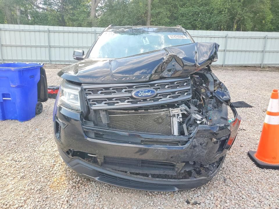 2018 FORD EXPLORER XLT 5