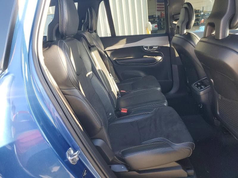 2018 VOLVO XC90 T6 11
