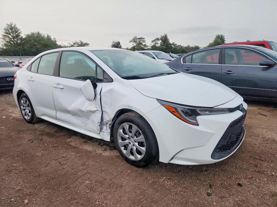 2022 TOYOTA COROLLA LE 4
