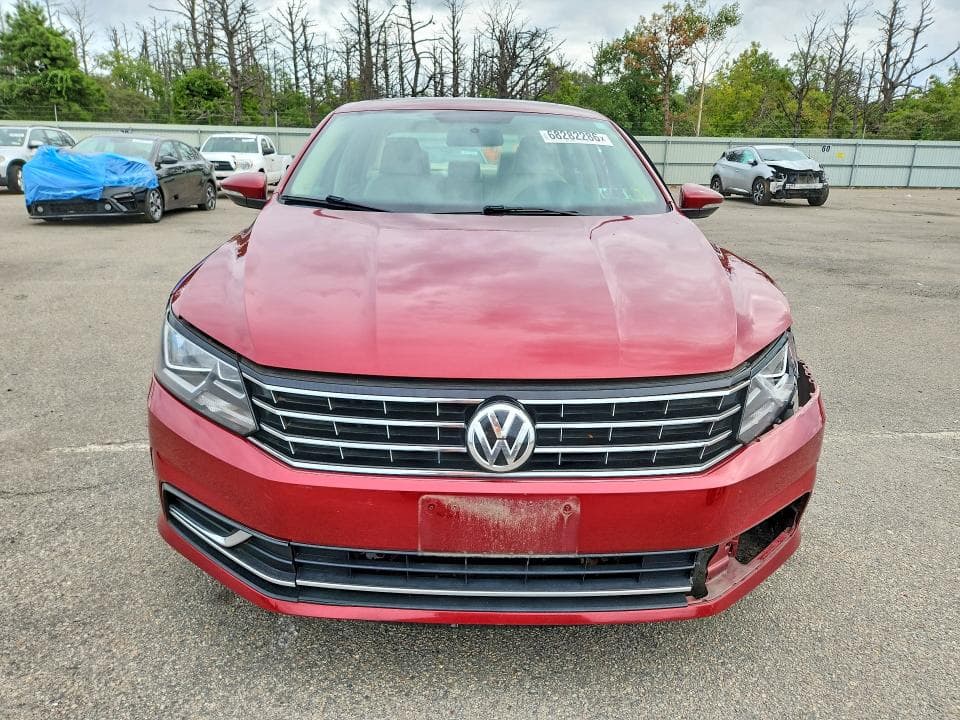 2017 VOLKSWAGEN PASSAT SE 5