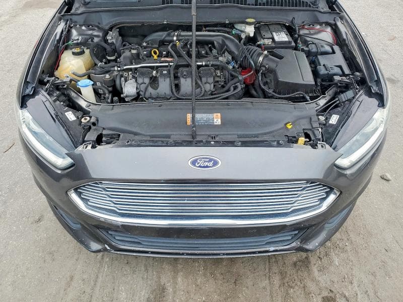2019 FORD FUSION SE 11