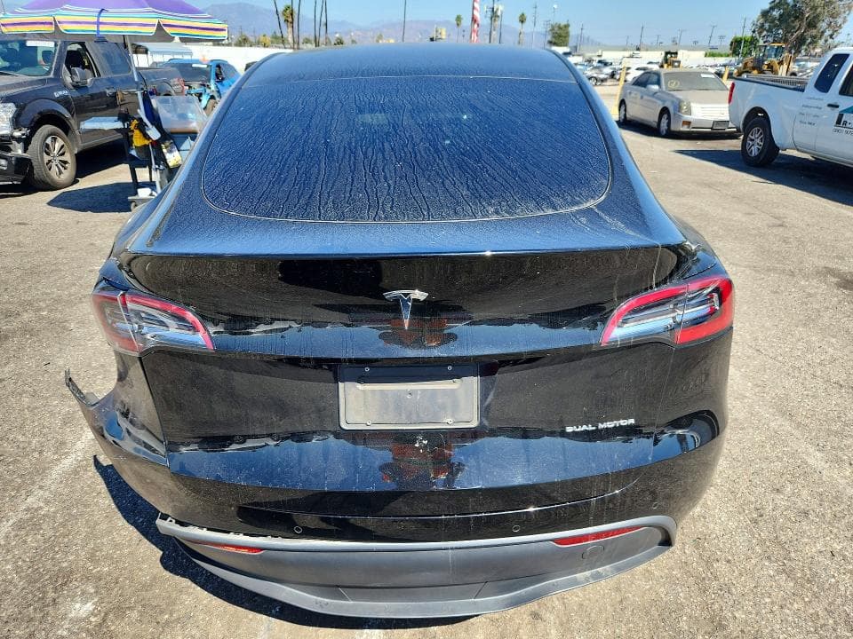 2021 TESLA MODEL Y 6