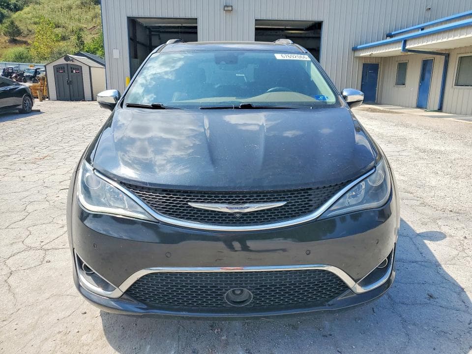 2018 CHRYSLER PACIFICA LIMITED 5