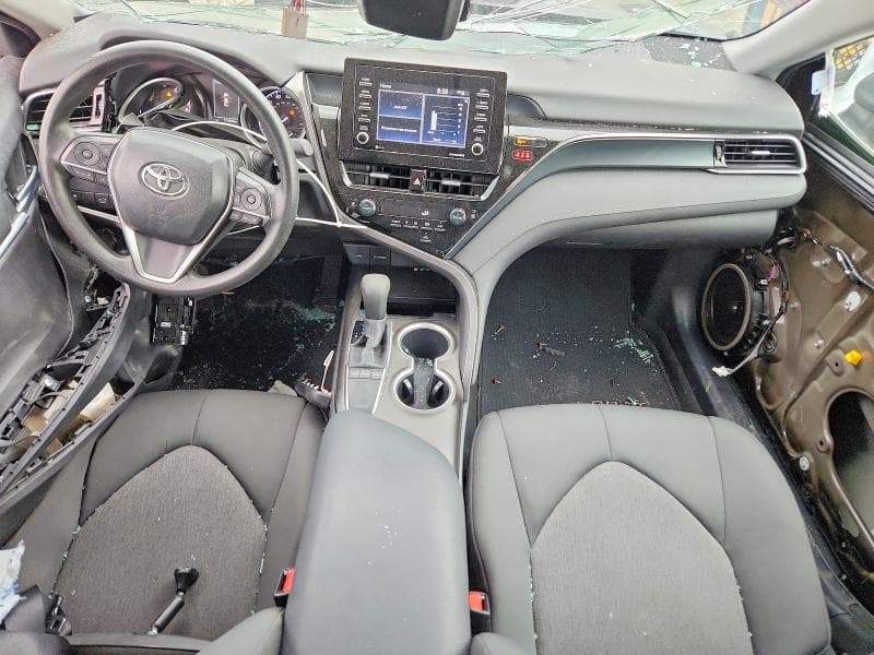2022 TOYOTA CAMRY LE 8