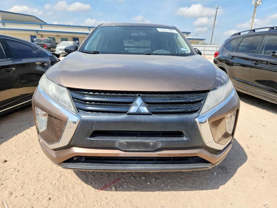 2019 MITSUBISHI ECLIPSE CROSS LE 5