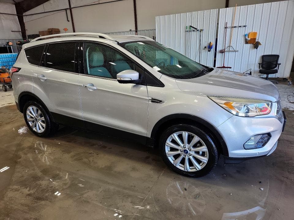 2017 FORD ESCAPE TITANIUM 4