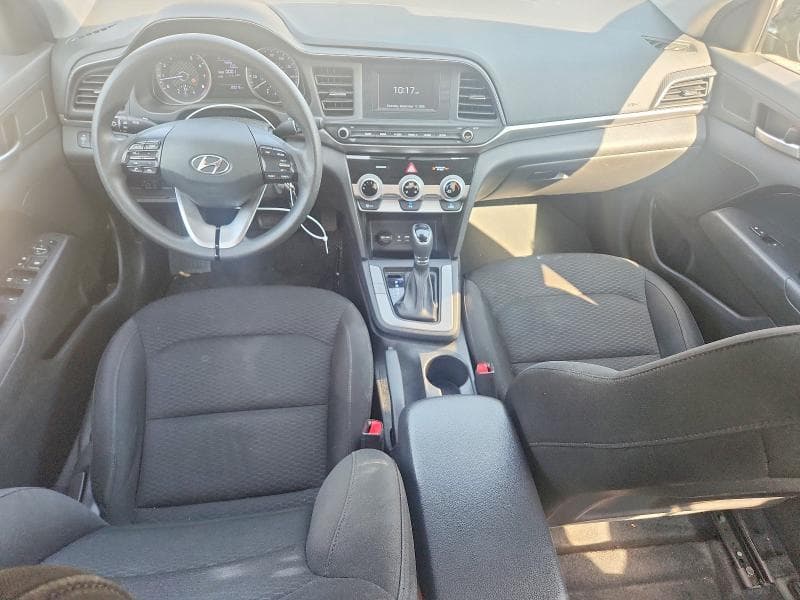 2019 HYUNDAI ELANTRA SE 8
