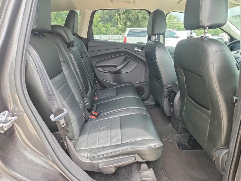2017 FORD ESCAPE SE 11