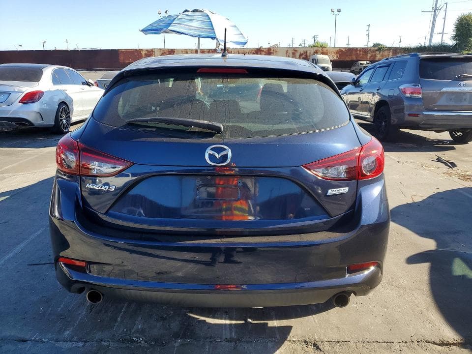 2018 MAZDA 3 TOURING 6