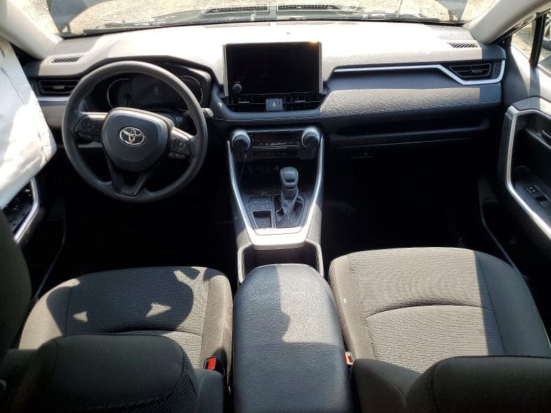2023 TOYOTA RAV4 LE 8