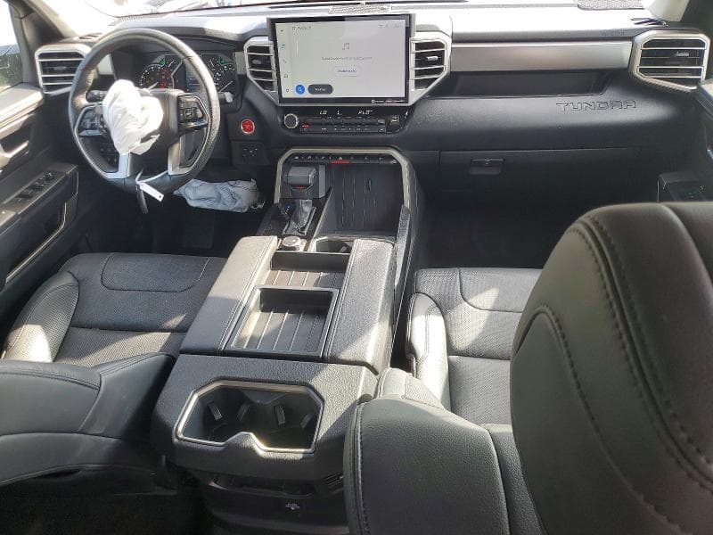 2023 TOYOTA TUNDRA SR5 8