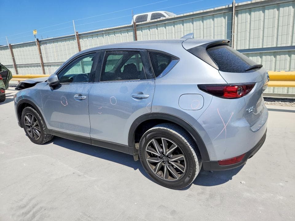 2018 MAZDA CX-5 TOURING 2