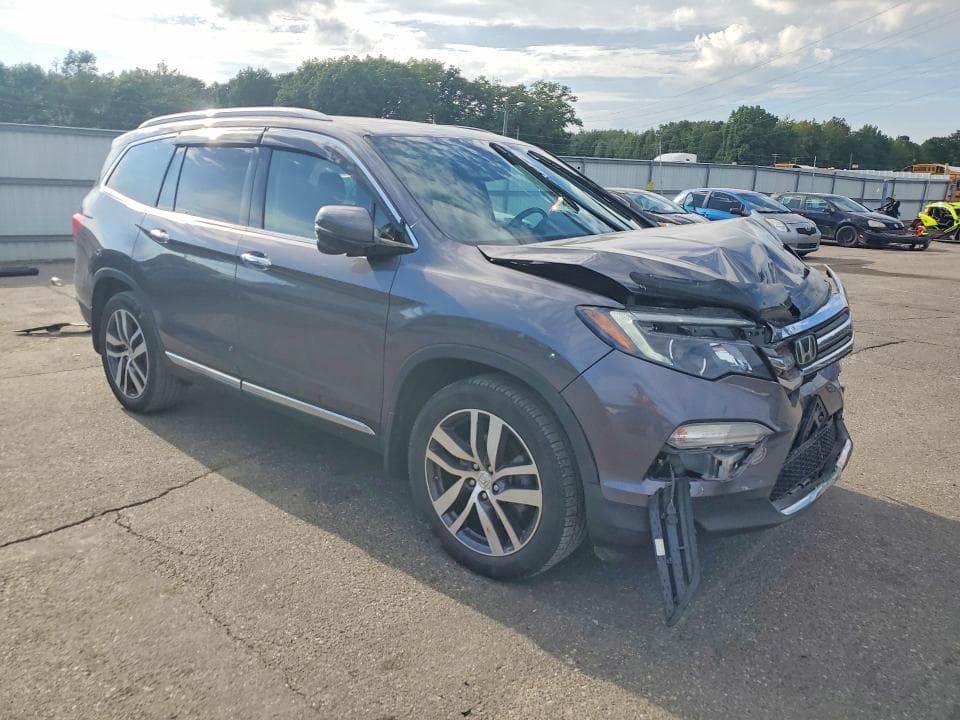 2017 HONDA PILOT TOURING 4