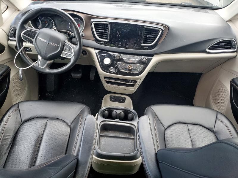 2018 CHRYSLER PACIFICA TOURING L 8