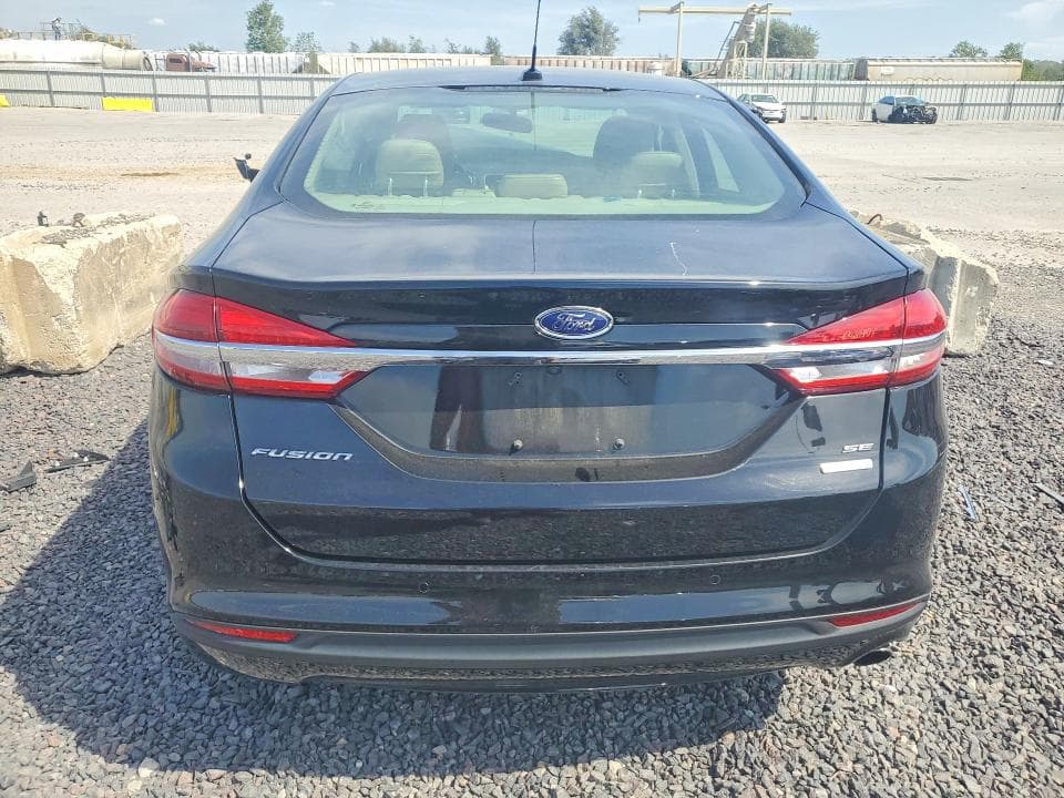 2017 FORD FUSION SE 6