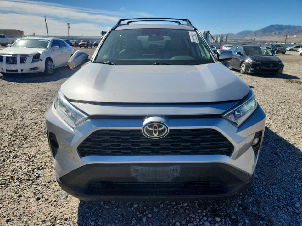 2019 TOYOTA RAV4 XLE PREMIUM 5