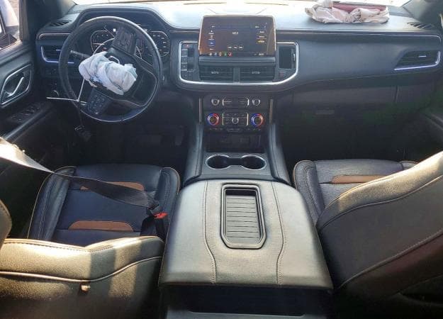2021 GMC YUKON AT4 8