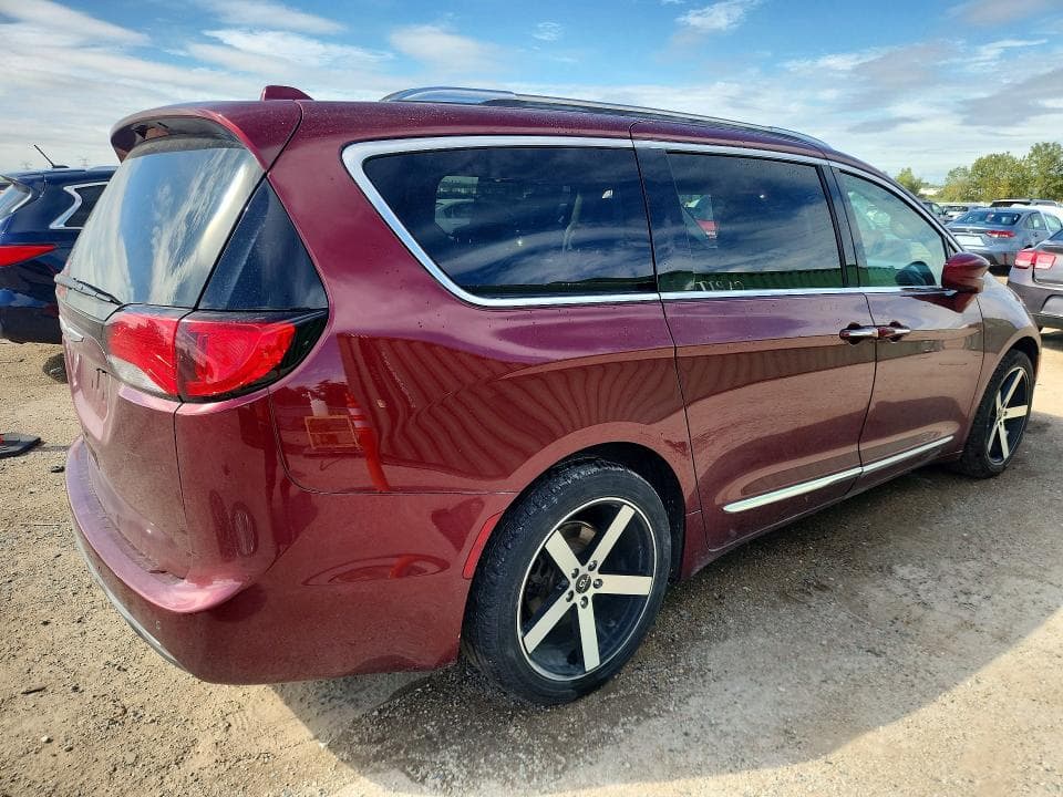 2020 CHRYSLER PACIFICA TOURING L 3