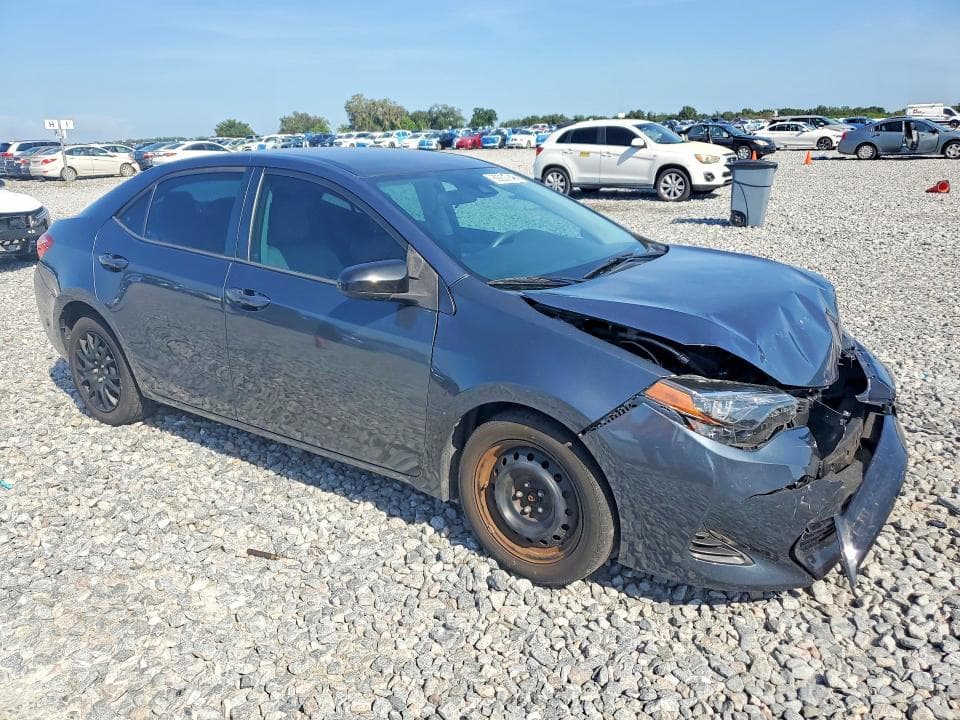 2019 TOYOTA COROLLA LE 4