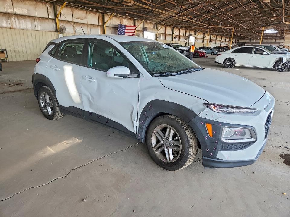 2021 HYUNDAI KONA SE 4