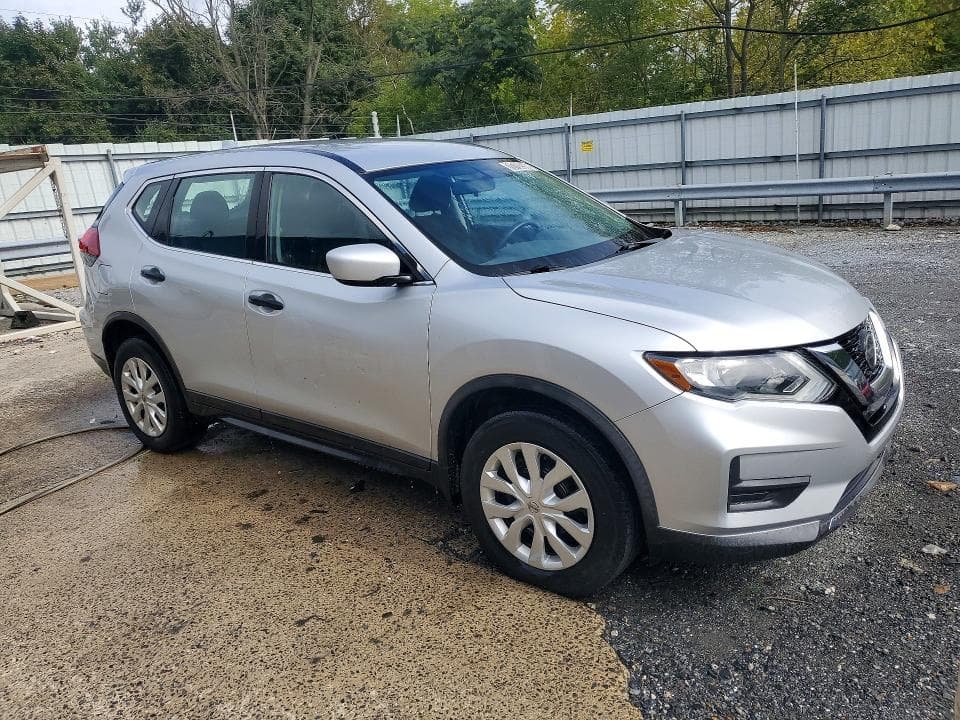 2018 NISSAN ROGUE S 4